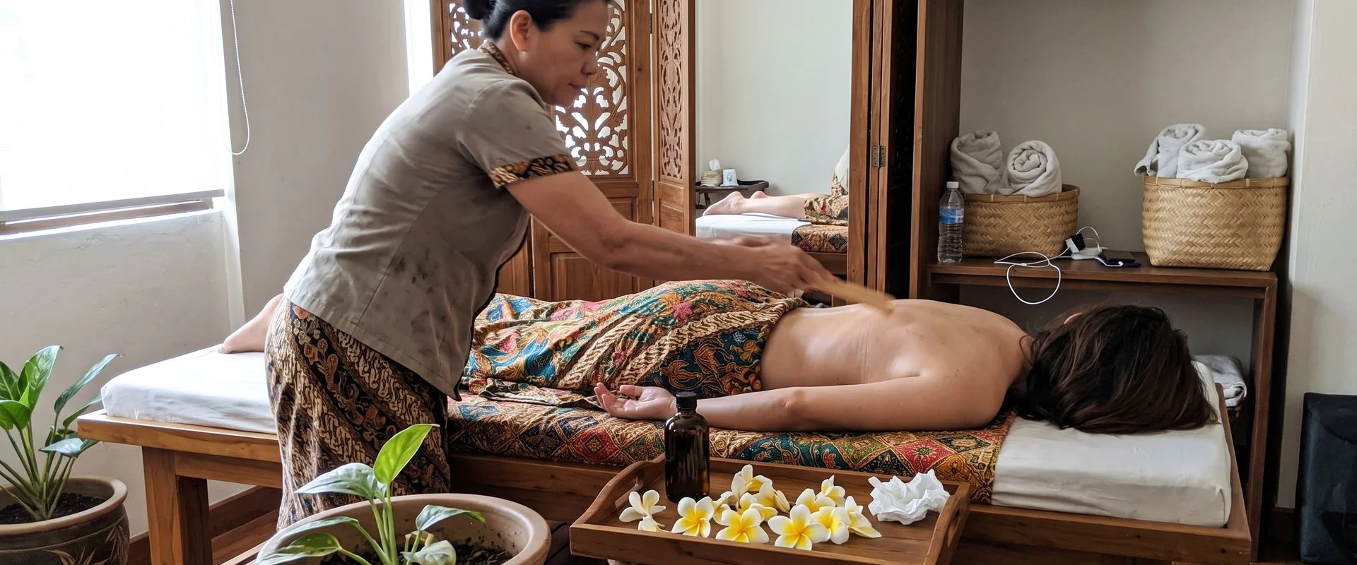 Traditional & Balinese Massage