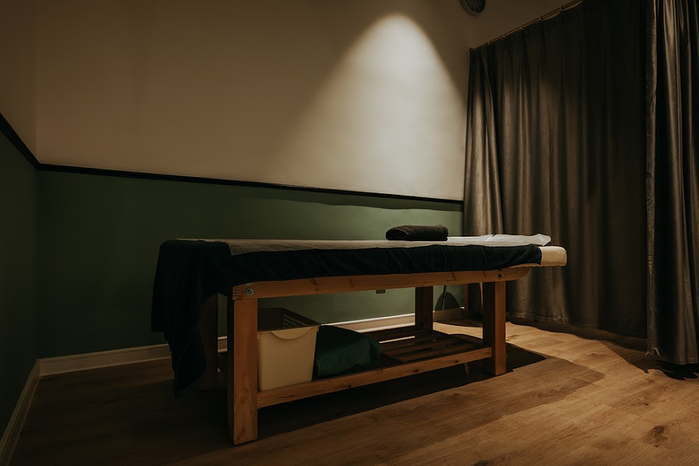 Hideaway Wellness Foot & Body Massage (Beside Courtyard by Marriot Penang)